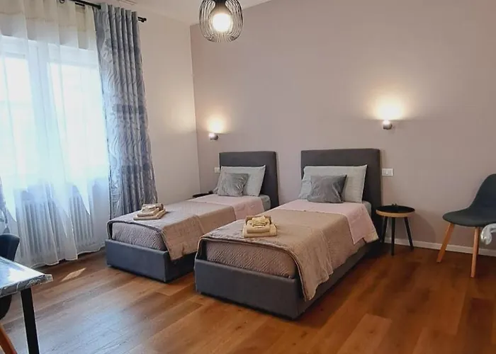 Casa Rodolfi, *