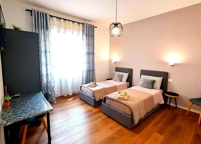 Casa Rodolfi, *